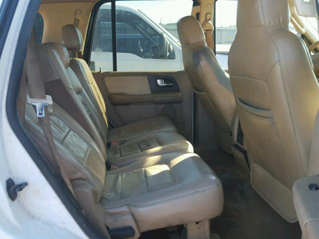 1FMPU15515LA87146 - 2005 FORD EXPEDITION WHITE photo 6