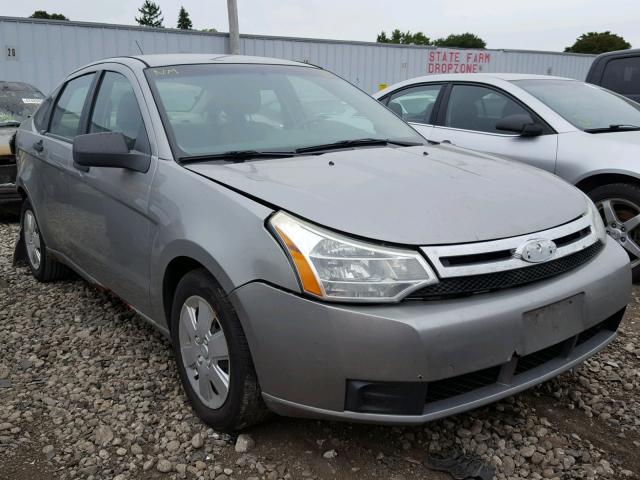 1FAHP34N28W270349 - 2008 FORD FOCUS S/SE SILVER photo 1