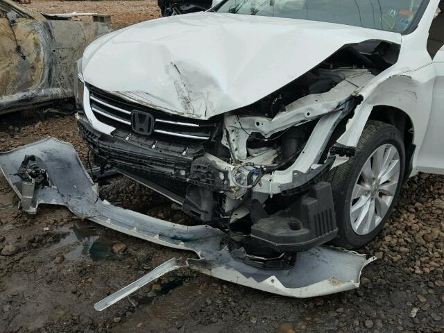 1HGCR3F87EA017012 - 2014 HONDA ACCORD EXL WHITE photo 9