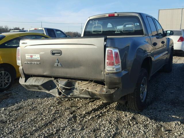 1Z7HC28K07S243547 - 2007 MITSUBISHI RAIDER LS GRAY photo 4