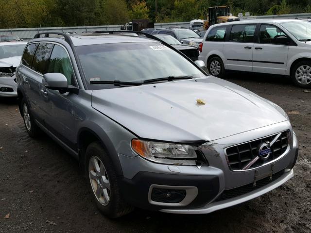 YV4940BZ3B1115855 - 2011 VOLVO XC70 3.2 SILVER photo 1