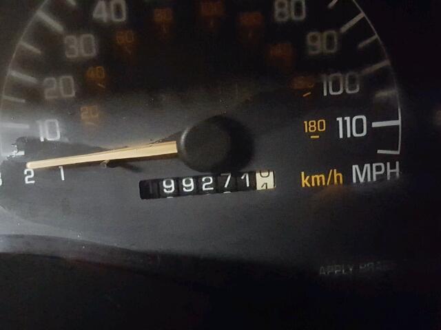 1G2WK52J83F147664 - 2003 PONTIAC GRAND PRIX RED photo 8