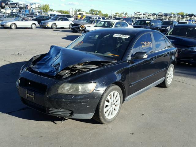 YV1MS382442013924 - 2004 VOLVO S40 2.4I BLACK photo 2