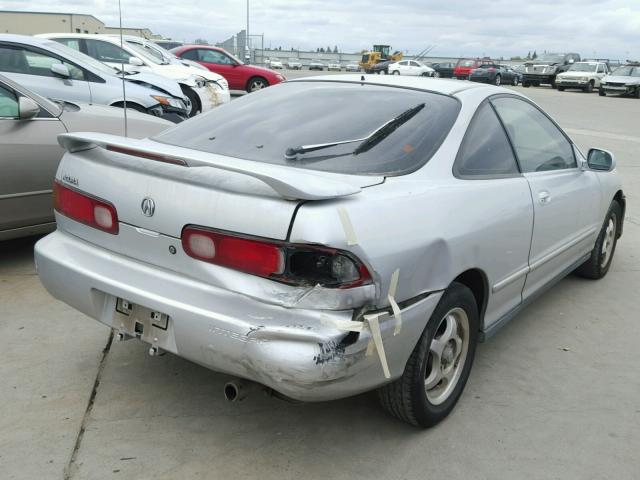 JH4DC4452VS013445 - 1997 ACURA INTEGRA LS SILVER photo 4