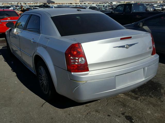 2C3CA5CV6AH216046 - 2010 CHRYSLER 300 TOURIN GRAY photo 3