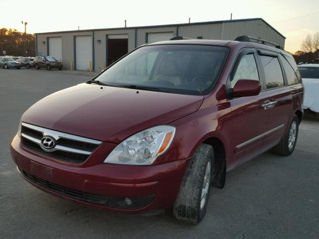 KNDMC233386054864 - 2008 HYUNDAI ENTOURAGE RED photo 2