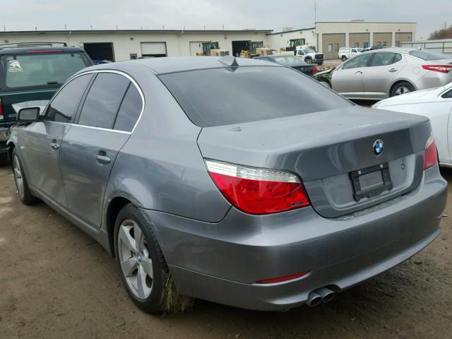 WBANV13548CZ54164 - 2008 BMW 528 XI GRAY photo 3