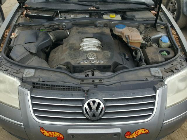 WVWWU63B95E030381 - 2005 VOLKSWAGEN PASSAT GLX CHARCOAL photo 7