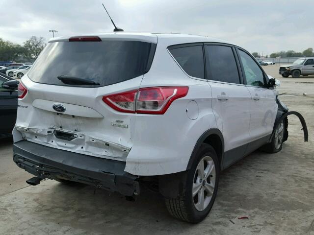 1FMCU0GX3EUA61553 - 2014 FORD ESCAPE SE WHITE photo 4