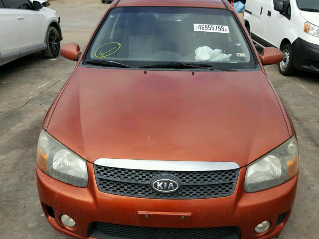 KNAFE161285016746 - 2008 KIA SPECTRA5 5 ORANGE photo 9