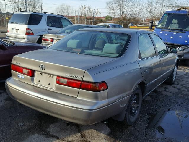 4T1BG22K9WU354921 - 1998 TOYOTA CAMRY CE GRAY photo 4