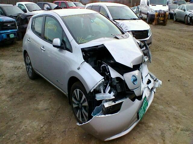 1N4BZ0CP7HC309469 - 2017 NISSAN LEAF S SILVER photo 1