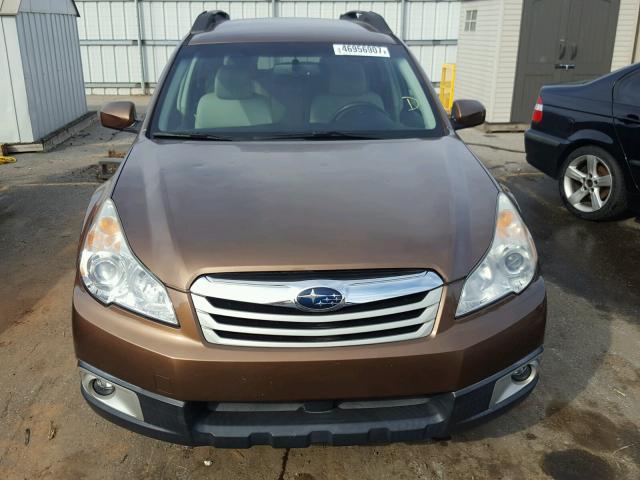 4S4BRCCCXB3437782 - 2011 SUBARU OUTBACK 2. BROWN photo 9