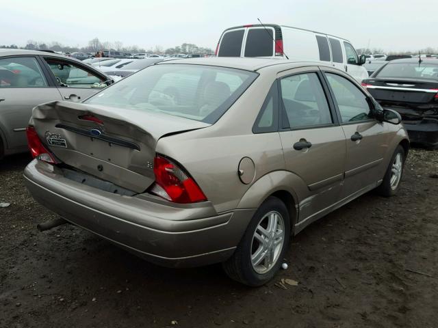 1FAFP34P13W272949 - 2003 FORD FOCUS SE GOLD photo 4