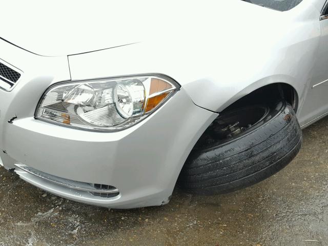 1G1ZC5EUXCF372124 - 2012 CHEVROLET MALIBU 1LT ვერცხლისფერი ფოტო 9