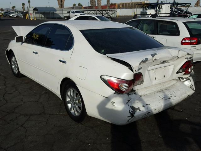 JTHBF30GX30106187 - 2003 LEXUS ES 300 WHITE photo 3