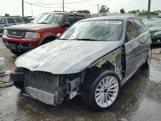 WBAPN7C54BA782040 - 2011 BMW 335 D GRAY photo 2