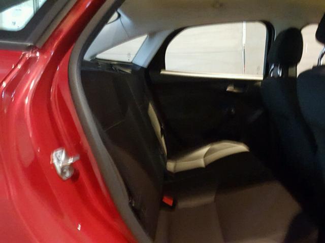 1FAHP3F26CL128227 - 2012 FORD FOCUS SE RED photo 6