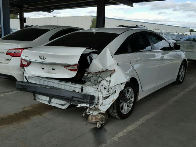 5NPEB4ACXCH367818 - 2012 HYUNDAI SONATA GLS WHITE photo 4