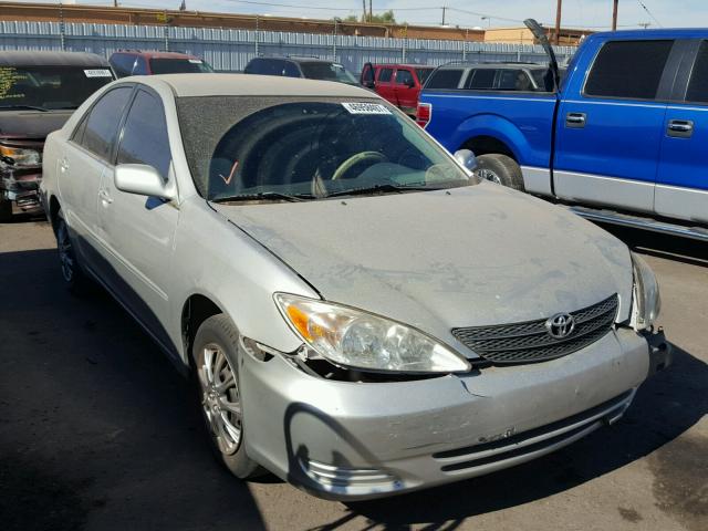 4T1BE32K82U070931 - 2002 TOYOTA CAMRY LE SILVER photo 1