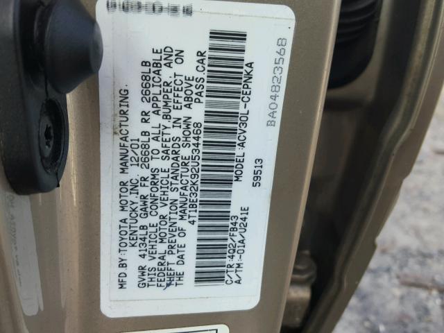 4T1BE32K92U534468 - 2002 TOYOTA CAMRY LE ბეჟი ფოტო 10