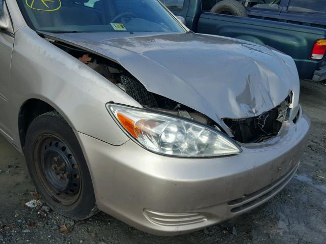 4T1BE32K92U534468 - 2002 TOYOTA CAMRY LE BEIGE photo 9