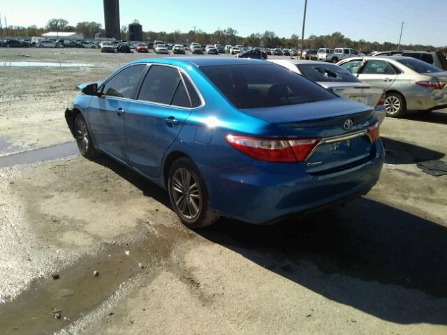 4T1BF1FK5HU634507 - 2017 TOYOTA CAMRY LE 蓝色 照片 3