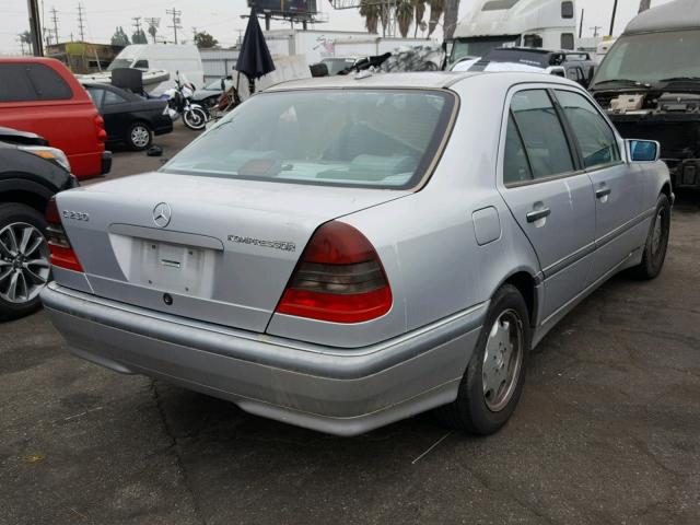 WDBHA24G5YA864422 - 2000 MERCEDES-BENZ C 230 SILVER photo 4