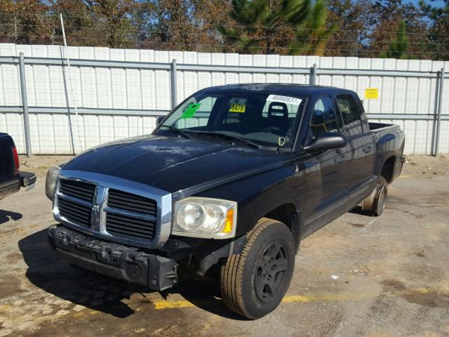 1D7HE48K96S532867 - 2006 DODGE DAKOTA QUA BLACK photo 2