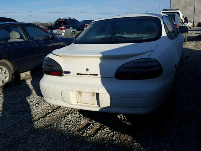 1G2WK52J93F114348 - 2003 PONTIAC GRAND PRIX WHITE photo 4