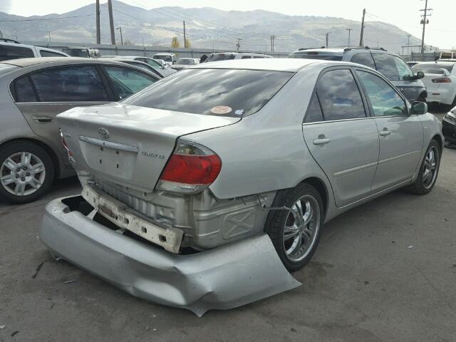 4T1BE32K05U066795 - 2005 TOYOTA CAMRY LE GRAY photo 4