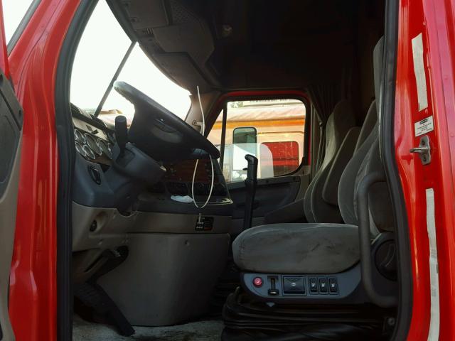 1FUJGLDR99LAE3488 - 2009 FREIGHTLINER CASCADIA 1 RED photo 5