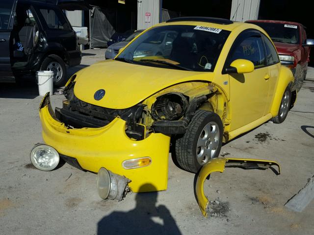 3VWCB21C02M428238 - 2002 VOLKSWAGEN NEW BEETLE YELLOW photo 2