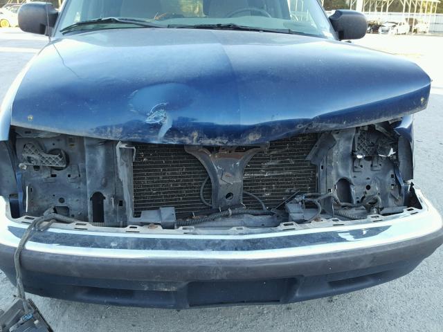 1GNCS13W1X2165462 - 1999 CHEVROLET BLAZER BLUE photo 7