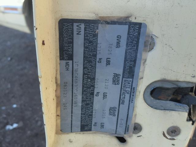 1C3BC46B3CC260383 - 1982 CHRYSLER LEBARON 黄色 照片 10