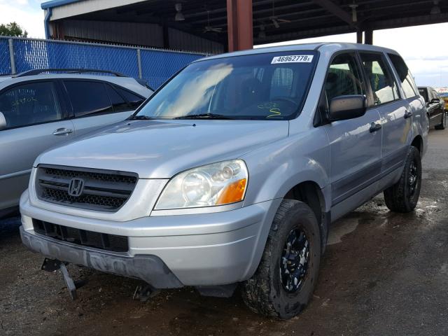 2HKYF18164H569030 - 2004 HONDA PILOT LX SILVER photo 2