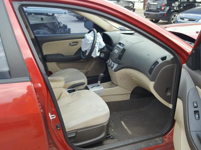 KMHDU46D08U536681 - 2008 HYUNDAI ELANTRA GL RED photo 5