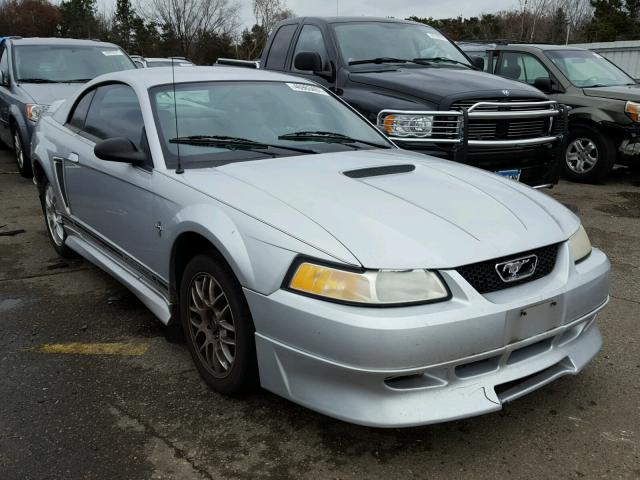 1FAFP4046YF146353 - 2000 FORD MUSTANG SILVER photo 1