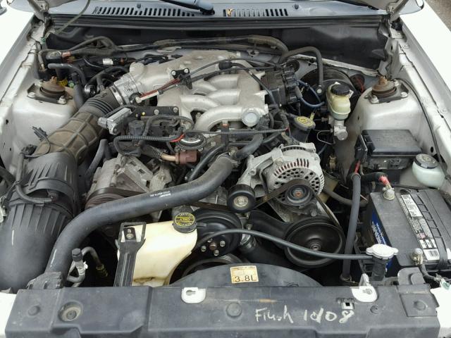 1FAFP4046YF146353 - 2000 FORD MUSTANG SILVER photo 7