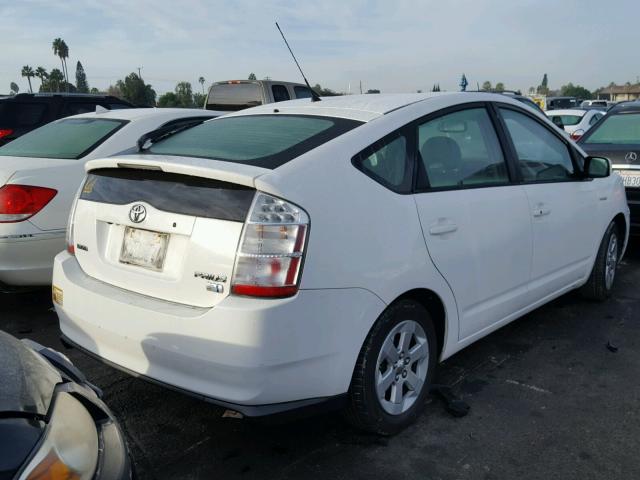 JTDKB20U887725317 - 2008 TOYOTA PRIUS WHITE photo 4