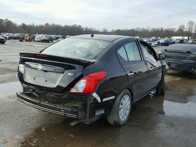 3N1CN7AP3HL872239 - 2017 NISSAN VERSA S BLACK photo 4