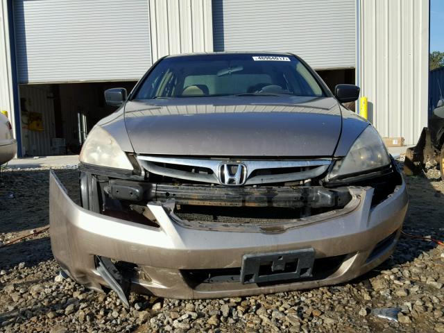 JHMCM56167C008335 - 2007 HONDA ACCORD VAL GOLD photo 9