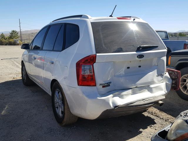 KNAFG526777111230 - 2007 KIA RONDO LX WHITE photo 3