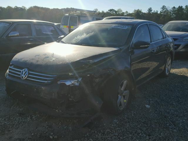 1VWBH7A31CC097633 - 2012 VOLKSWAGEN PASSAT SE BLACK photo 2