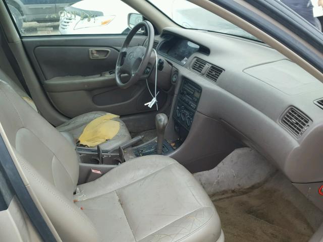 4T1BF22K9VU007770 - 1997 TOYOTA CAMRY GOLD photo 5