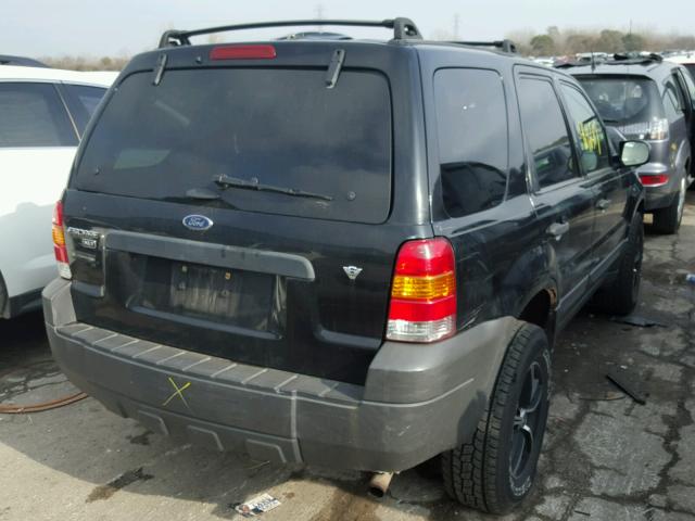 1FMYU93125KD62306 - 2005 FORD ESCAPE XLT BLACK photo 4