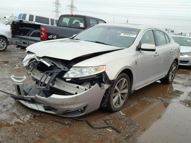 1LNHM94R79G608389 - 2009 LINCOLN MKS BEIGE photo 2