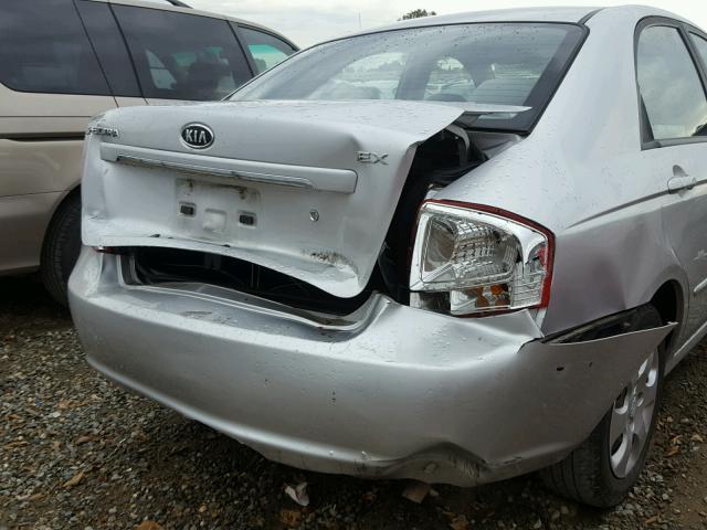 KNAFE222195661815 - 2009 KIA SPECTRA EX SILVER photo 9