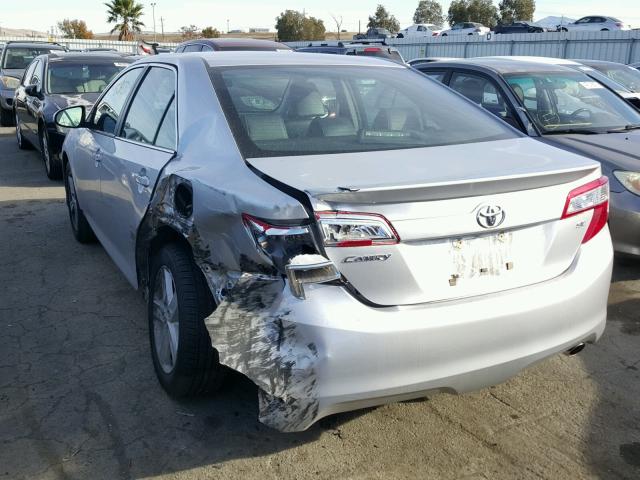 4T1BF1FK0CU201587 - 2012 TOYOTA CAMRY BASE SILVER photo 3