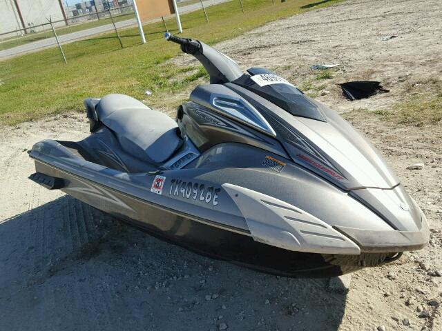 YAMA1634A010 - 2010 YAMAHA WAVERUNNER GRAY photo 1